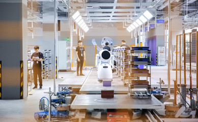 優必選Cruzr機器人工廠落地重慶 年產萬臺智能機器人的研發新篇章